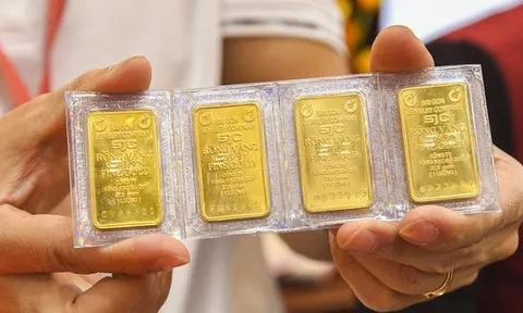 Giá vàng hôm nay (8-11): Giữ giá ở mức cao