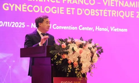 Hợp tác Việt-Pháp, nâng chuẩn điều trị vì bà mẹ và trẻ sơ sinh Việt Nam