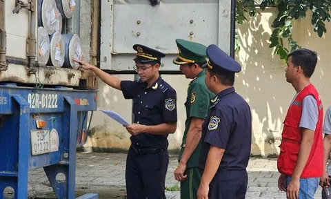 Hải quan chủ động kiểm soát biên giới, siết buôn lậu dịp cuối năm