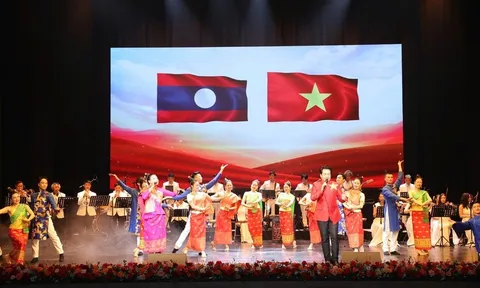 Chủ tịch nước Lương Cường dự Lễ kỷ niệm 50 năm Quốc khánh Lào