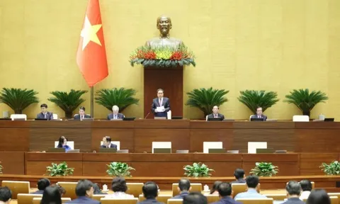 Quốc hội hành động, kiến tạo, ngày càng gần gũi