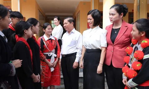 Phê duyệt Đề án đào tạo nguồn nhân lực chất lượng cao người dân tộc thiểu số trong một số ngành, lĩnh vực trọng điểm