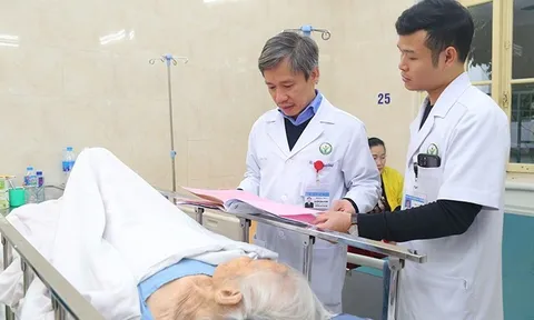 Xây dựng hệ thống y tế công bằng, chất lượng, hiệu quả, bền vững