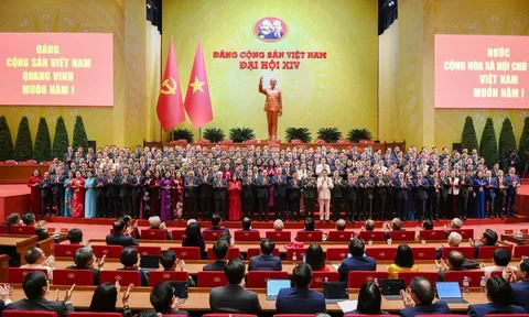 Đoàn kết, thống nhất, vững bước trên chặng đường phát triển mới