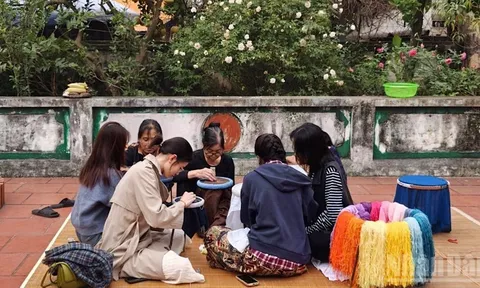Hà Nội: Về làng, trải nghiệm văn hóa Việt
