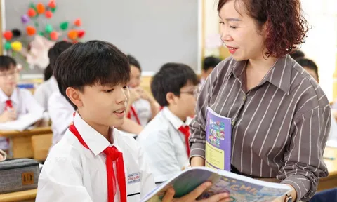 Bộ Giáo dục và Đào tạo tổ chức thẩm định sách giáo khoa các môn học chỉnh sửa