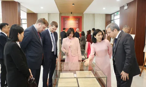 Ra mắt Không gian giới thiệu Di sản tư liệu thế giới và tài liệu lưu trữ quốc gia tiêu biểu