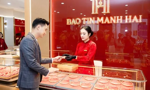 Giá vàng hôm nay (2-2): Giữ ở mức cao, 172 triệu đồng/lượng bán ra