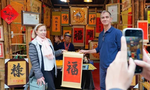 Một mùa du lịch Tết rộn ràng và khởi sắc