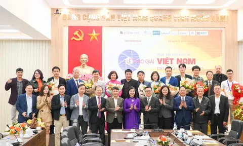 Vinh danh 22 tác phẩm xuất sắc tại Cuộc thi ảnh báo chí “Việt Nam trên hành trình đổi mới”