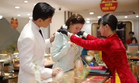 Giá vàng hôm nay (11-3): Đảo chiều tăng mạnh