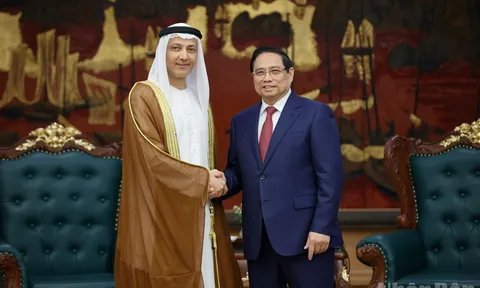 Thúc đẩy UAE cung cấp dầu khí cho Việt Nam theo nhu cầu, tăng cường kết nối 2 nền kinh tế