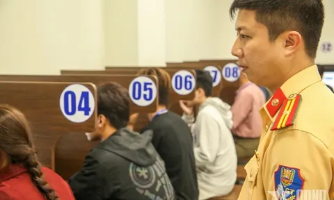 Cảnh sát giao thông TP Hà Nội thông báo lịch kiểm tra phục hồi điểm giấy phép lái xe