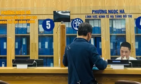 Tiếp tục đẩy mạnh phân cấp, phân quyền việc thực hiện thủ tục hành chính cho chính quyền địa phương