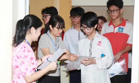 Nỗ lực giảm áp lực trong kỳ tuyển sinh lớp 10 tại Hà Nội