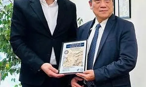 Hành trình tìm đến quê hương của giáo sĩ Francisco de Pina của võ sư Trần Nguyên Đạo