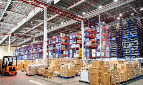 Chi phí tăng mạnh, đơn hàng sụt giảm: Doanh nghiệp đối mặt với cú sốc từ xung đột tại Trung Đông