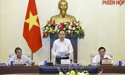 Khai mạc Phiên họp thứ 56 của Ủy ban Thường vụ Quốc hội khóa XV