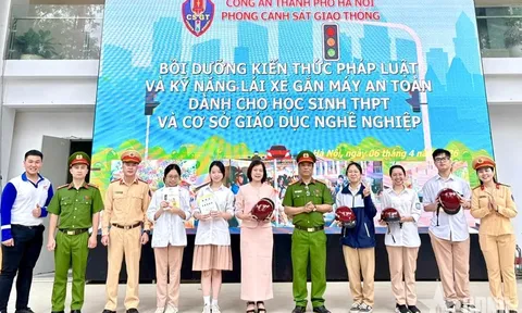 Hà Nội: Tiết học đầu tuần được lựa chọn là “tiết học an toàn giao thông”
