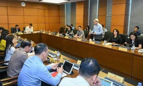 Bảo đảm tính khả thi trong triển khai việc khám sức khỏe toàn dân miễn phí