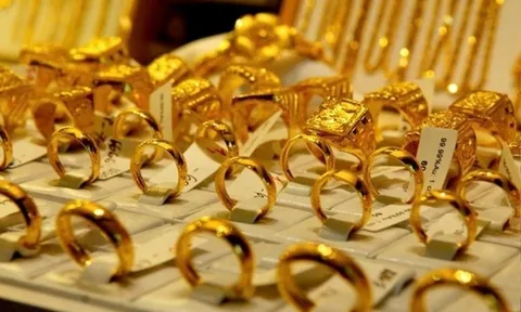 Giá vàng hôm nay (14-4): Trong nước đồng loạt giảm