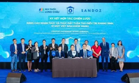 Hợp tác nâng cao nhận thức và thúc đẩy tuân thủ điều trị kháng sinh trong cộng đồng