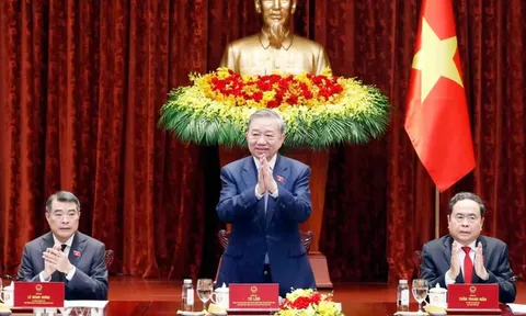 Tiếp tục đổi mới căn bản tư duy về công tác dân tộc và chính sách dân tộc