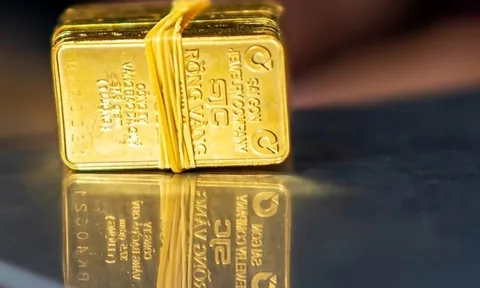 Giá vàng hôm nay (28-4): Vàng miếng chênh lệch giá mua vào - bán ra ở ngưỡng 2,5 triệu đồng/lượng