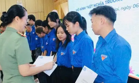 Đồng hành cùng học sinh vùng biên Đồng Nai