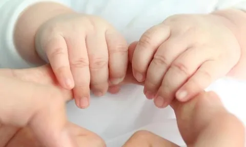 Thông qua 3 chính sách của Luật Nuôi con nuôi (sửa đổi)