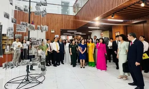 Khai mạc không gian trưng bày "Di sản tư liệu EFEO: Từ dấu ấn lịch sử đến giá trị đương đại"