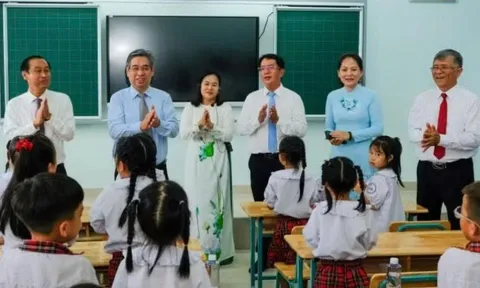 Thành phố Hồ Chí Minh phát động cao điểm 100 ngày đêm xây dựng 1.000 phòng học