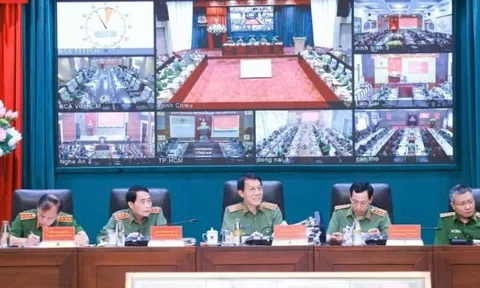 Đẩy mạnh đấu tranh với tội phạm và vi phạm pháp luật