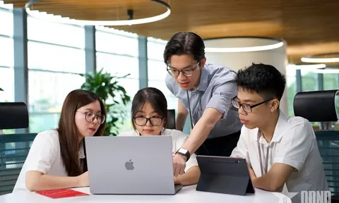 Tạo cơ chế để thu hút, giữ chân nhà khoa học giỏi