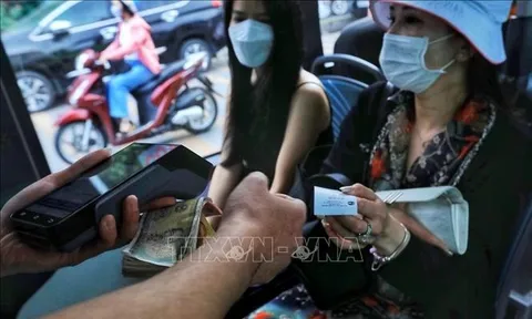 Hà Nội: Từ ngày 1-7, vé tháng giấy không còn giá trị sử dụng trên các tuyến xe buýt có trợ giá