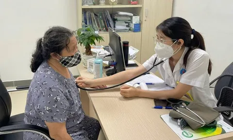 Không phải mọi trường hợp khám, chữa bệnh ngoại trú trái tuyến đều được bảo hiểm y tế chi trả 50%