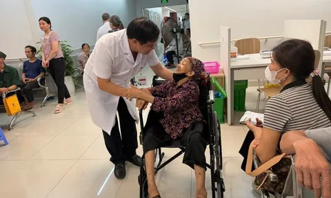 Từ trái tim người thầy thuốc: Hành trình tri ân của Bệnh viện Bạch Mai ở Cố đô Ninh Bình