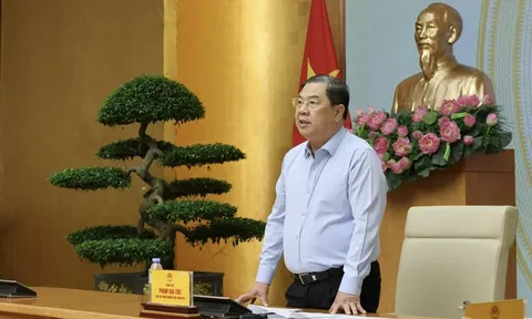 Phó Thủ tướng Thường trực: Chống buôn lậu, hàng giả và xâm phạm SHTT là nhiệm vụ thường xuyên, không có điểm dừng
