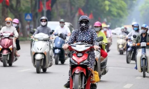 Thời tiết hôm nay (14-7): Bắc Bộ nắng nóng, Nam Bộ có mưa rào và dông