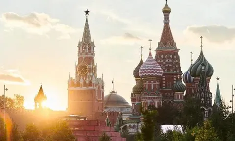 Discover Moskva ra mắt phiên bản tiếng Việt