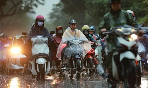 Thời tiết hôm nay (3-8): Bắc Bộ mưa lớn cục bộ, nhiều nơi đề phòng dông lốc