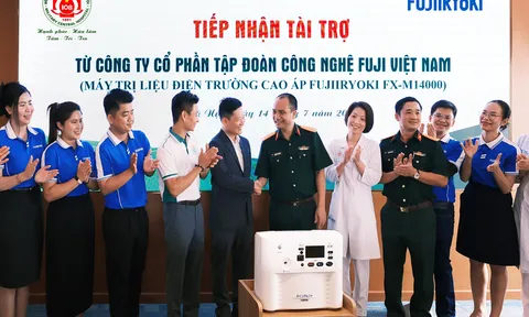Bệnh viện Trung ương Quân đội 108 ứng dụng công nghệ điện trường cao áp tích hợp AI trong phục hồi chức năng