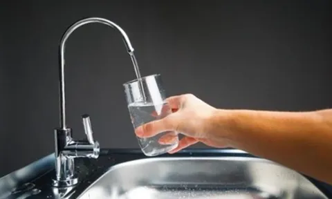 Cảnh giác với chiêu tiếp thị núp bóng kiểm tra mẫu nước