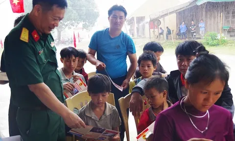 Nâng cao nhận thức pháp luật cho đồng bào vùng biên