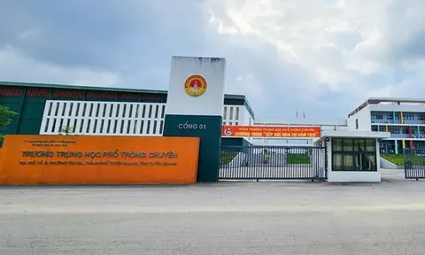 Bộ GD&ĐT lập đoàn giám sát thi lại tại Trường THPT Chuyên Tuyên Quang