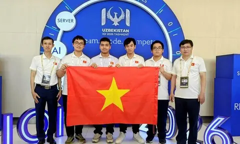 Việt Nam vào nhóm 8 đoàn dẫn đầu Olympic Tin học quốc tế 2026