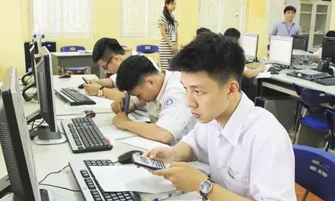 Đề xuất tổ chức đánh giá định kỳ học sinh bằng bài kiểm tra trên máy tính