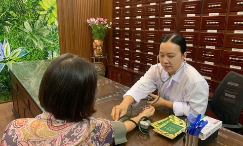 Thách thức và cơ hội phát huy thế mạnh của y học cổ truyền