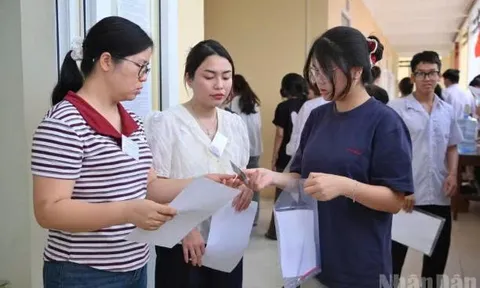 Chuẩn bị Kỳ thi tốt nghiệp trung học phổ thông năm 2027: Thử nghiệm và thí điểm thi trên máy tính