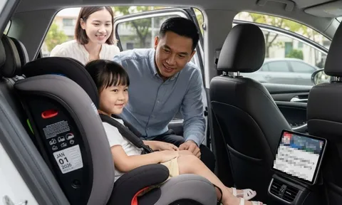 Phạt cảnh cáo lỗi không dùng ghế an toàn cho trẻ